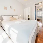 Bright 3br Steps From National Pantheon | By Airnest Διαμέρισμα *