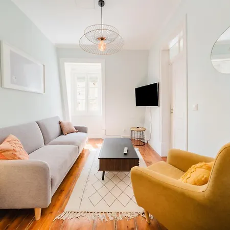 Apartmán Bright 3br Steps From National Pantheon | By Airnest