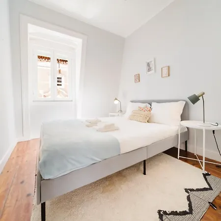 Apartmán Bright 3br Steps From National Pantheon | By Airnest *