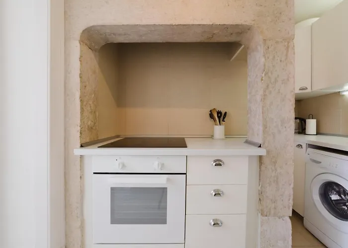 شقة Bright 3br Steps From National Pantheon | By Airnest