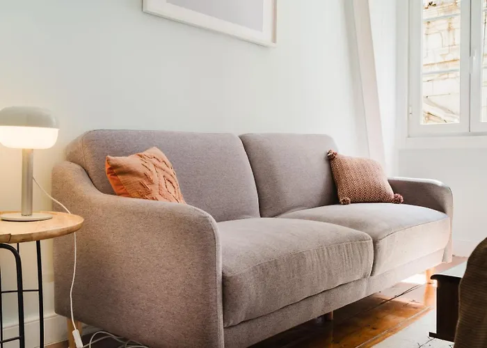 شقة Bright 3br Steps From National Pantheon | By Airnest Lisboa