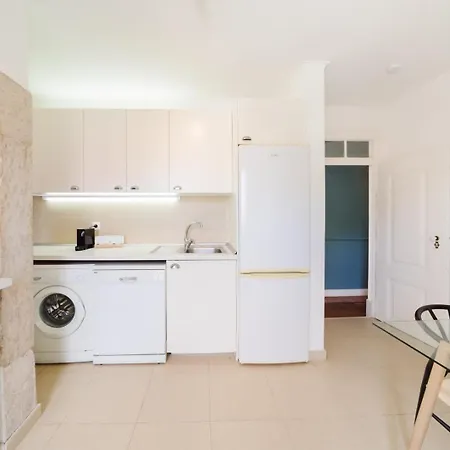 Bright 3br Steps From National Pantheon | By Airnest