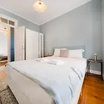 Bright 3br Steps From National Pantheon | By Airnest * Lisbon